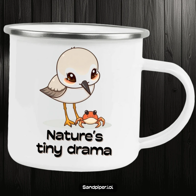 Funny Sandpiper & Crab Camping Mug: A sandpiper curiously watches a tiny crab, perfect for enjoying drinks in nature.